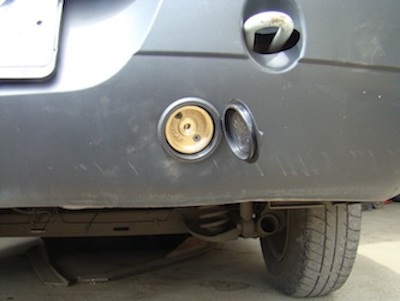 Врезка заправочного устройства в бампер